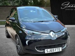 Black Used 2018 Renault Zoe Dynamique Hatchback | £6,490 (Fair price)