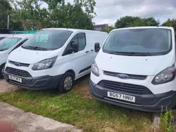 White Used 2017 Ford Transit Custom Van | £8,695 (Good price)