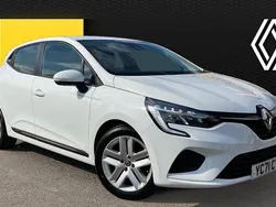 White Used 2021 Renault Clio V Play Hatchback | £10,746 (Super price)