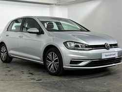 Silver Used 2018 VW Golf VII SE Hatchback | £11,995 (Fair price)