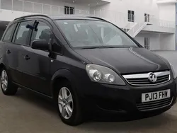 Black Used 2013 Vauxhall Zafira MPV | £2,475 (Good price)