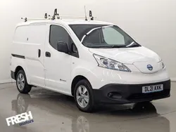 White Used 2021 Nissan e-NV200 Tekna Van | £9,490 (Good price)