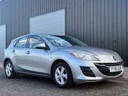 Silver Used 2011 Mazda 3 Hatchback | £3,490 (Fair price)