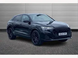 Mythos black Used 2025 Audi Q8 Comfort SUV | £66,350 (Expensive)