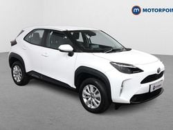 White Used 2022 Toyota Yaris Hybrid Estate | £17,899 (Super price)