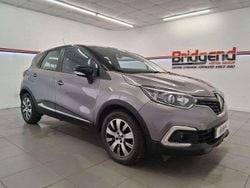 Grey/black Used 2019 Renault Captur Play SUV | £8,895 (Fair price)