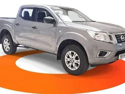 Grey Used 2021 Nissan Navara Acenta Pickup | £14,950 (Good price)