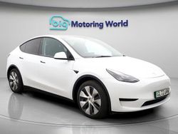 White Used 2022 Tesla Model Y RWD SUV | £23,500 (Fair price)