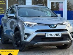 Used 2017 Toyota RAV4 Hybrid SUV | £15,950 (Fair price)