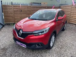 Red Used 2015 Renault Kadjar Dynamique SUV | £5,295 (Good price)