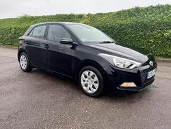 Black Used 2016 Hyundai i20 Hatchback | £4,000 (A bit pricey)