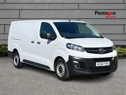 White Used 2022 Vauxhall Vivaro S Van | £11,995 (Fair price)