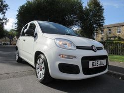 White Used 2015 Fiat Panda Pop Hatchback | £4,695 (Fair price)