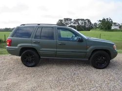 Silver Used 2001 Jeep Grand Cherokee SUV | £3,750