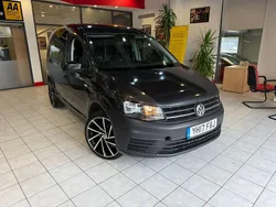 White Used 2017 VW Caddy Startline MPV | £7,493 (Super price)