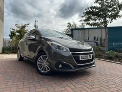 Grey Used 2019 Peugeot 208 Signature Sky Hatchback | £4,795 (Super price)