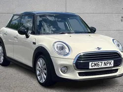 White Used 2017 Mini Cooper Hatch Hatchback | £13,762 (Fair price)
