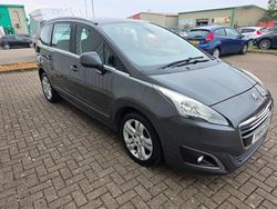 Grey Used 2014 Peugeot 5008 Active MPV | £3,995 (Good price)