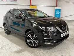 Black Used 2020 Nissan Qashqai N-Connecta SUV | £10,495 (Good price)
