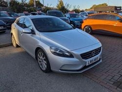 Used 2015 Volvo V40 SE Lux Hatchback | £5,688 (Fair price)