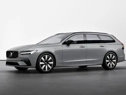 New 2026 Volvo V90 Plus Estate | £59,810 (Fair price)