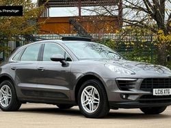 Grey Used 2015 Porsche Macan SUV | £16,495 (Fair price)