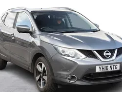 Grey Used 2016 Nissan Qashqai N-Connecta SUV | £7,495 (Fair price)