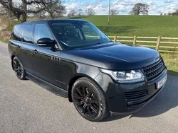 Black Used 2016 Land Rover Range Rover Vogue SE SUV | £17,490 (Fair price)