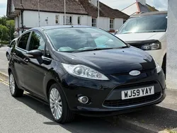 Black Used 2009 Ford Fiesta Titanium Hatchback | £2,995 (Fair price)