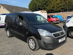 Black Used 2018 Peugeot Partner MPV | £3,290 (Fair price)