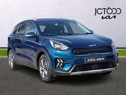 Blue Used 2022 Kia Niro 2 SUV | £17,142 (Fair price)