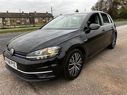 Black Used 2018 VW Golf VII SE Hatchback | £14,495 (Fair price)