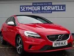 Used 2019 Volvo V40 R-Design Hatchback | £14,995 (Expensive)