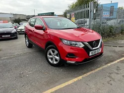 Red Used 2019 Nissan Qashqai Acenta Premium SUV | £6,999