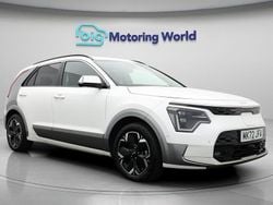 White Used 2022 Kia e-Niro SUV | £18,900
