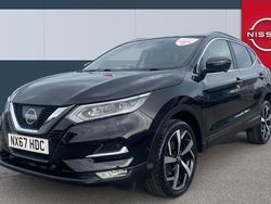 Black Used 2017 Nissan Qashqai Tekna SUV | £9,832 (Fair price)