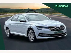White Used 2023 Skoda Superb SE L Hatchback | £24,970 (Fair price)