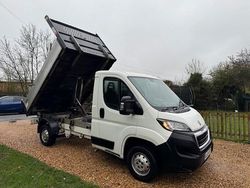 White Used 2019 Peugeot Boxer Van | £11,450 (Fair price)