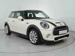 White Used 2019 Mini Cooper S Classic Hatchback | £13,990 (Fair price)