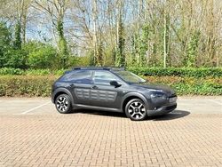 Black Used 2015 Citroën C4 Cactus Flair Hatchback | £4,695 (Fair price)