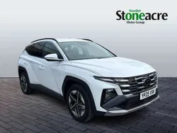 White New 2025 Hyundai Tucson Premium SUV | £27,995 (A bit pricey)