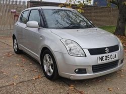 Silver Used 2005 Suzuki Swift GLX Hatchback | £1,999 (Good price)