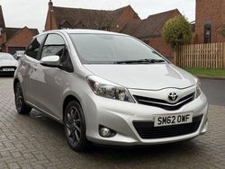 Silver Used 2013 Toyota Yaris Trend Hatchback | £3,250 (Fair price)