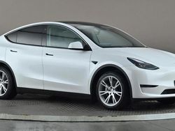 White Used 2022 Tesla Model Y Long Range AWD SUV | £28,998