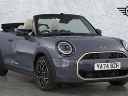 Grey New 2025 Mini Cooper Hatchback | £33,555 (Fair price)