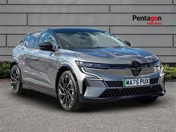 Shadow grey with diamond black Used 2025 Renault Megane E-Tech Esprit Alpine Hatchback | £28,950