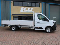 White New 2025 Renault Master Van | £31,995