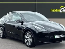 Metallic black Used 2023 Tesla Model Y SUV | £25,450 (Fair price)