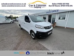 White Used 2023 Vauxhall Vivaro S Van | £13,450 (Good price)