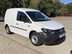 White Used 2016 VW Caddy Startline MPV | £6,495 (Fair price)